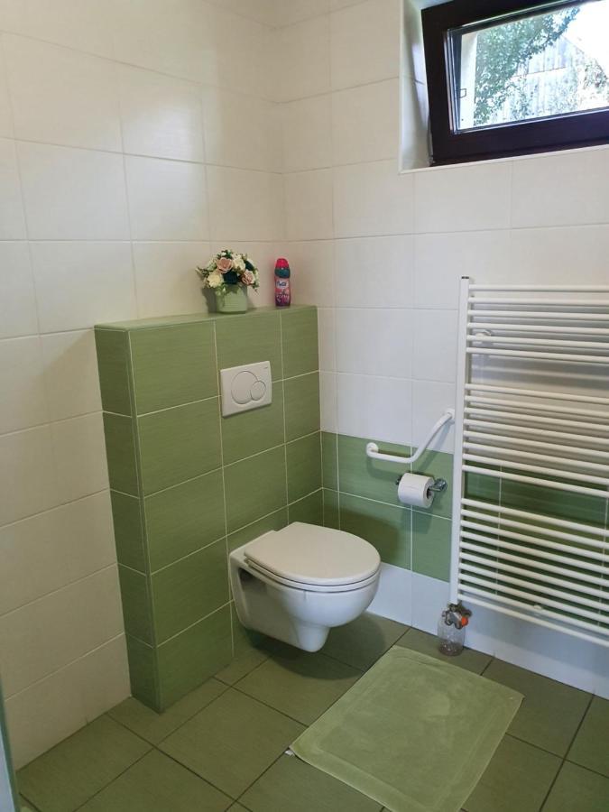 Privat Bartky Διαμέρισμα Vrbov Δωμάτιο φωτογραφία