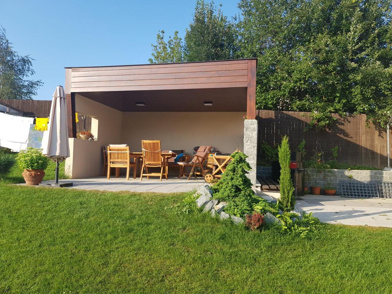 Privat Bartky Διαμέρισμα Vrbov Εξωτερικό φωτογραφία